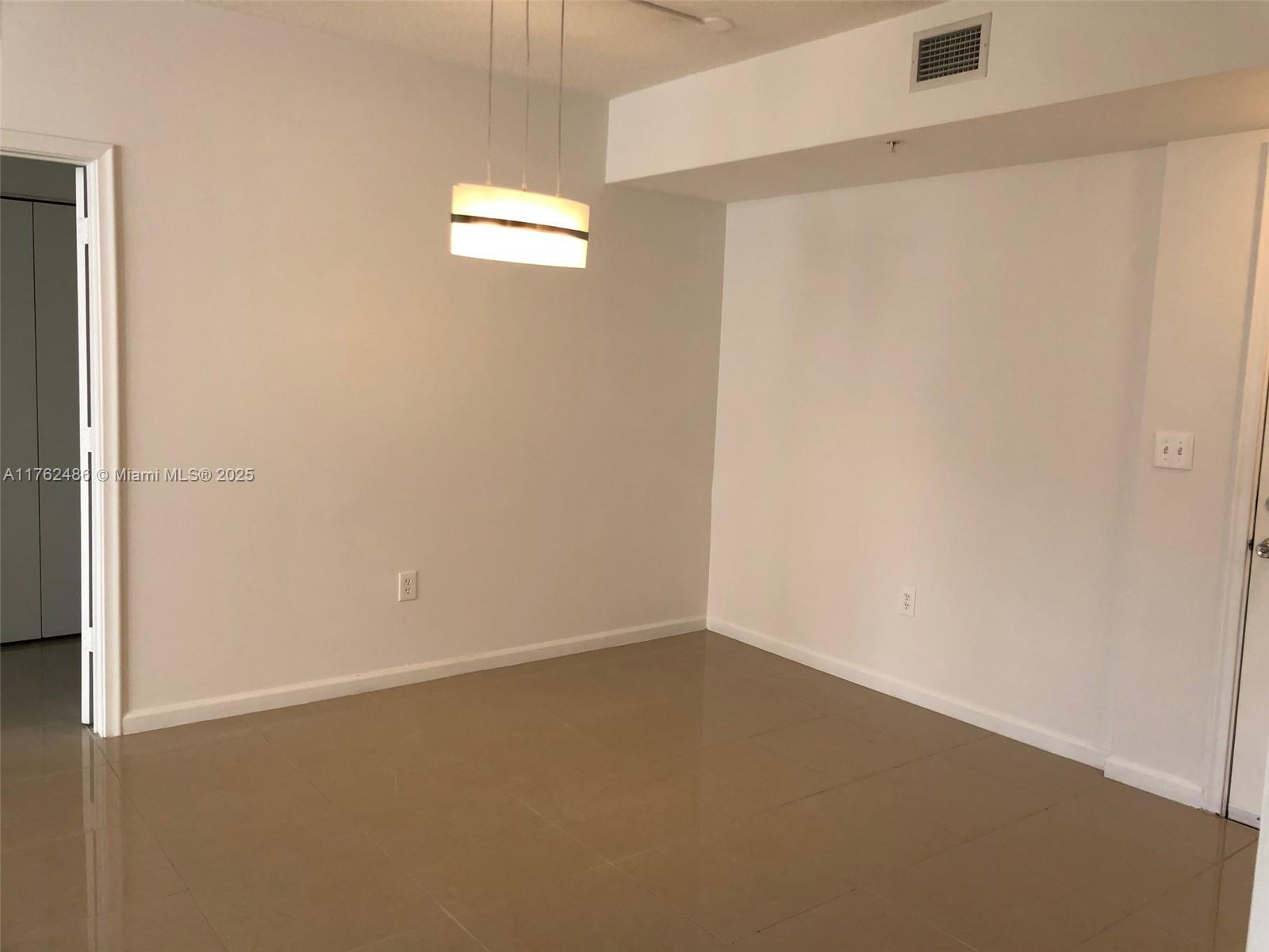 2775 Northeast 187th Street, Unit 527 Aventura, FL 33180 - Photo 4 of 18