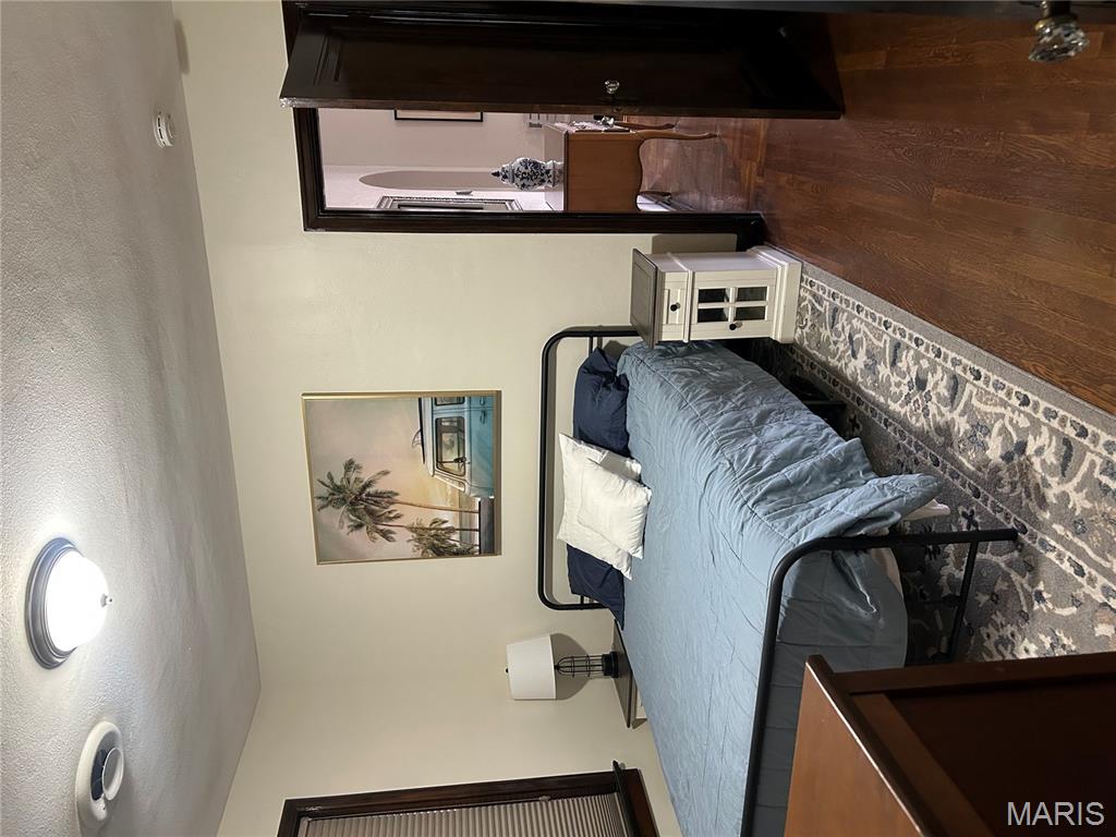 440 South Hanley Road, Unit 2 Clayton, MO 63105 - Photo 12 of 29