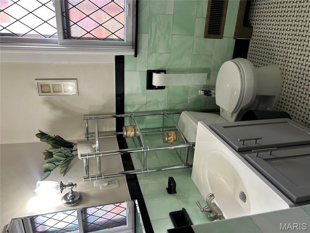 440 South Hanley Road, Unit 2 Clayton, MO 63105 - Photo 13 of 29