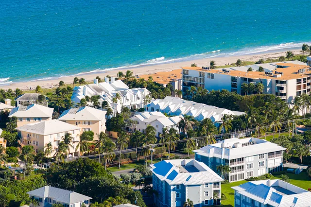 $2,075,000 | 2115 South Ocean Boulevard, Unit 1, Delray Beach, FL 33483