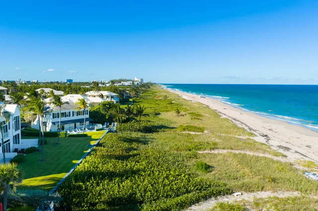 $2,075,000 | 2115 South Ocean Boulevard, Unit 1, Delray Beach, FL 33483