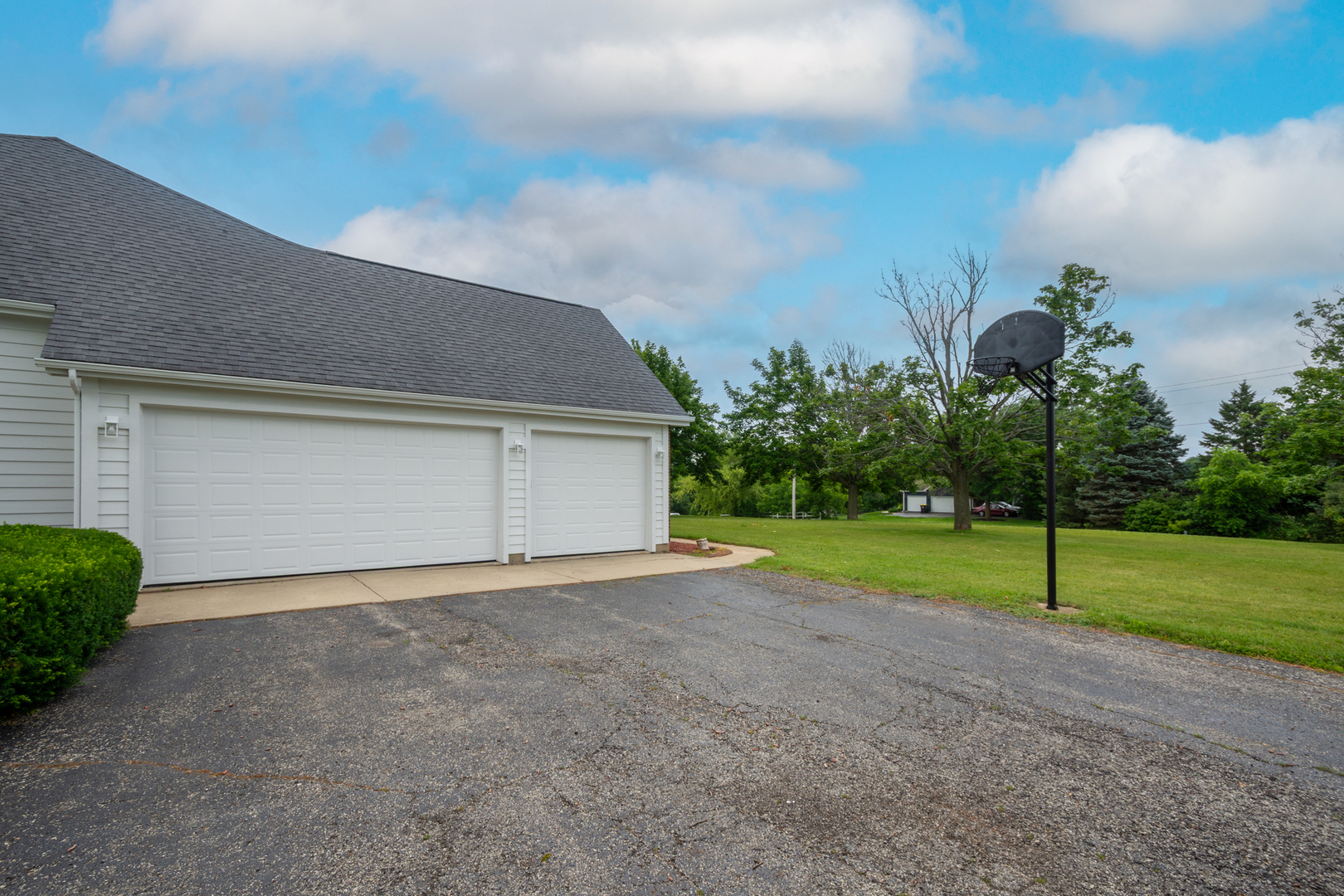 2302 English Prairie Road Spring Grove, IL 60081 - Photo 4 of 51