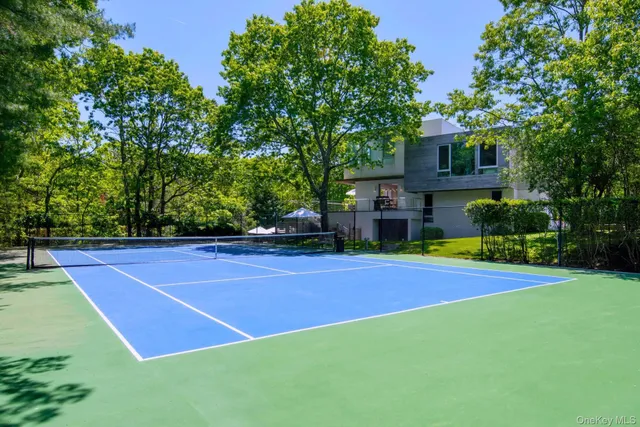 a view of a tennis court