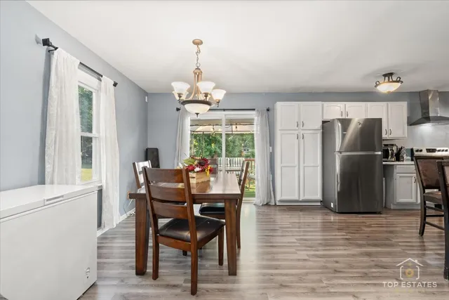 $439,900 | 48W201 Keslinger Road, Maple Park, IL 60151