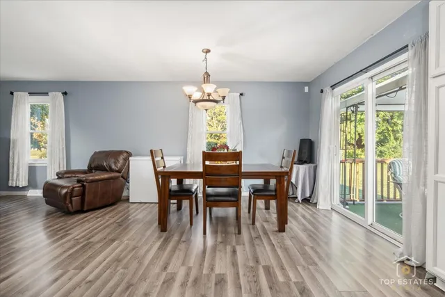 $439,900 | 48W201 Keslinger Road, Maple Park, IL 60151