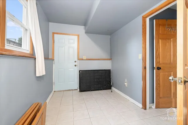 $439,900 | 48W201 Keslinger Road, Maple Park, IL 60151