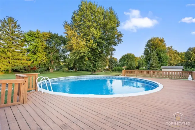 $439,900 | 48W201 Keslinger Road, Maple Park, IL 60151