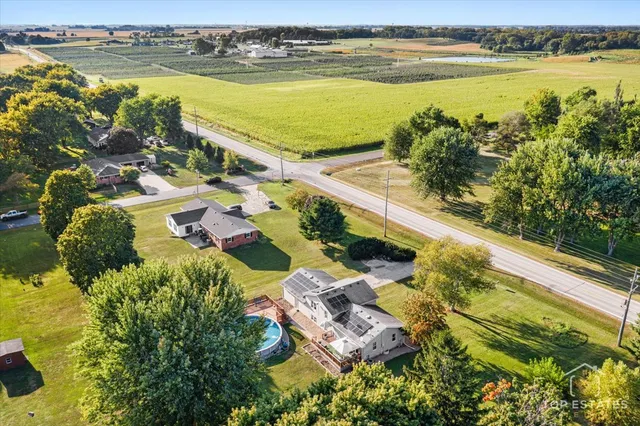 $439,900 | 48W201 Keslinger Road, Maple Park, IL 60151