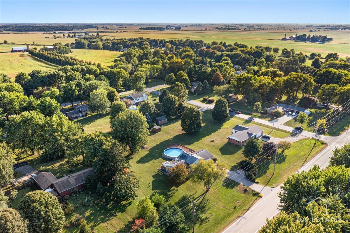 48W201 Keslinger Road Maple Park, IL 60151 - Photo 6 of 48 an aerial view of residential houses with outdoor space