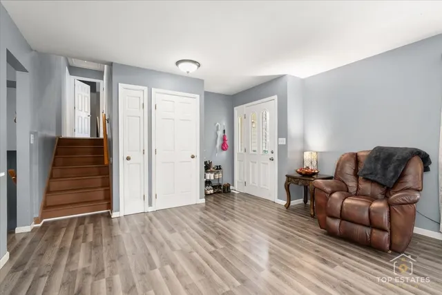 $439,900 | 48W201 Keslinger Road, Maple Park, IL 60151