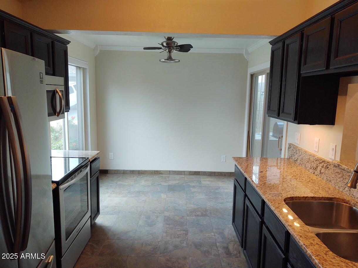 4114 East Jojoba Road Phoenix, AZ 85044 - Photo 4 of 15 IMG_20220114_122231866