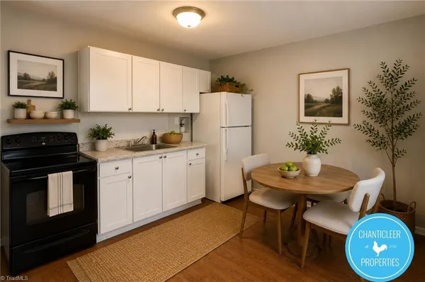 $975 | 210 Woodnell Street, Unit A, Greensboro, NC 27405
