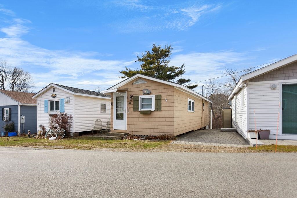 84 Acorn Road Hampton, NH 03842 - Photo 15 of 18 Gallery Image 15