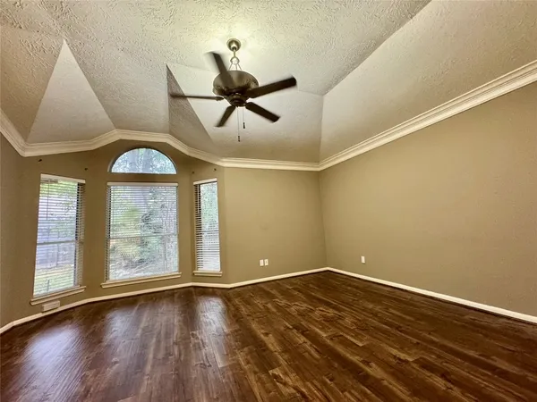 $2,200 | 1215 Wood Haven Court, Sugar Land, TX 77479