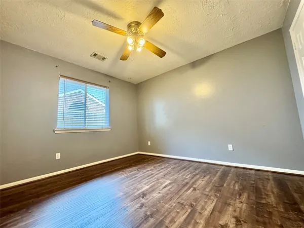 $2,200 | 1215 Wood Haven Court, Sugar Land, TX 77479