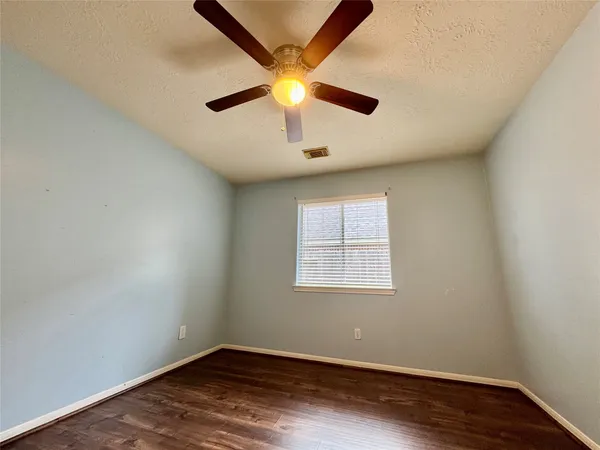 $2,200 | 1215 Wood Haven Court, Sugar Land, TX 77479