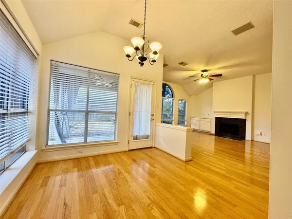 $2,200 | 1215 Wood Haven Court, Sugar Land, TX 77479