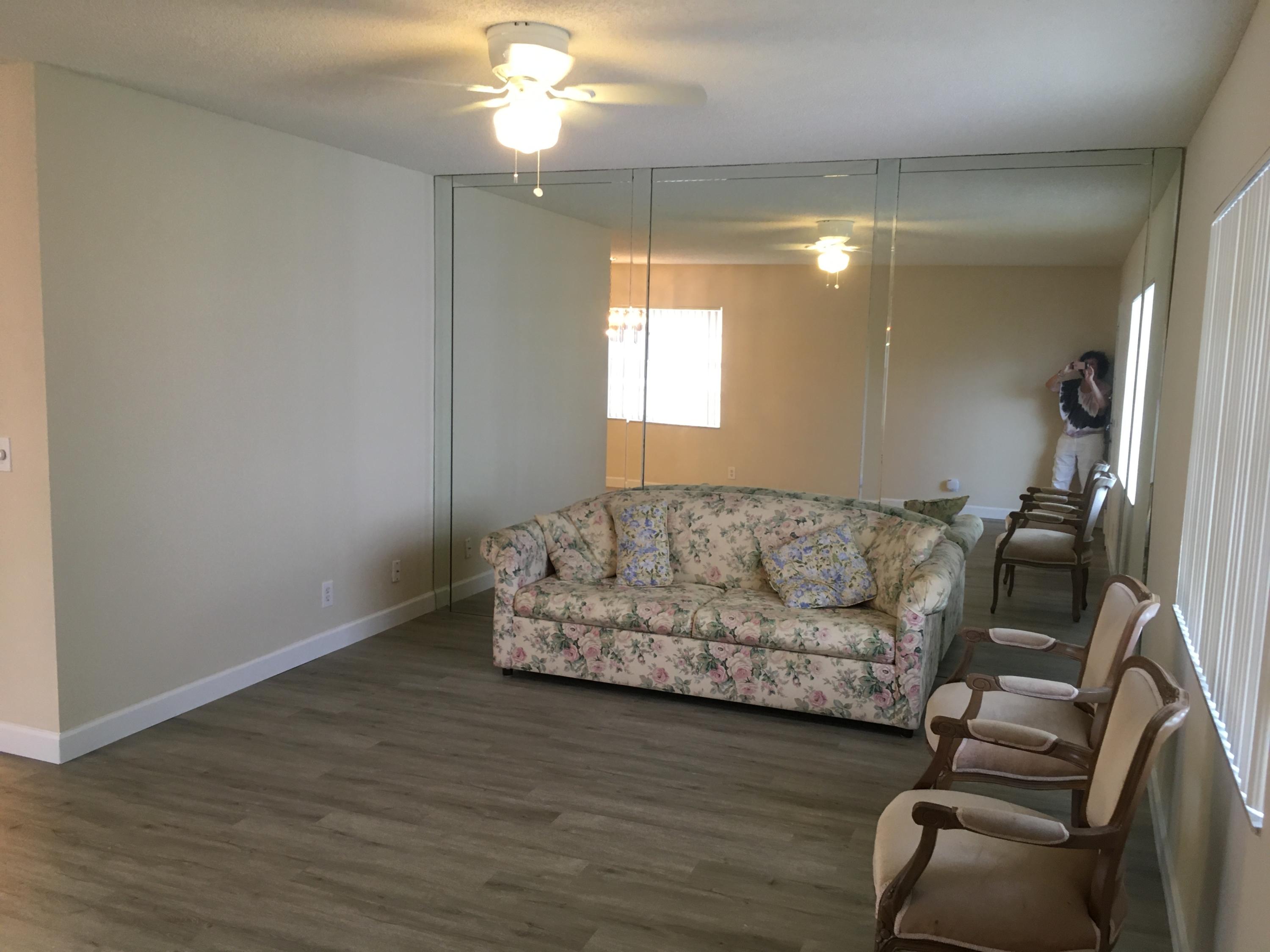 809 Flanders Q Delray Beach, FL 33484 - Photo 3 of 9 IMG-0074