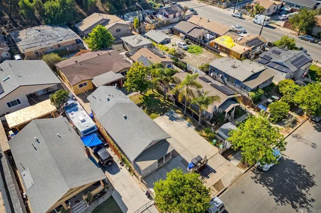 $1,100,000 | 3813-15 Birch Street, San Diego, CA 92113