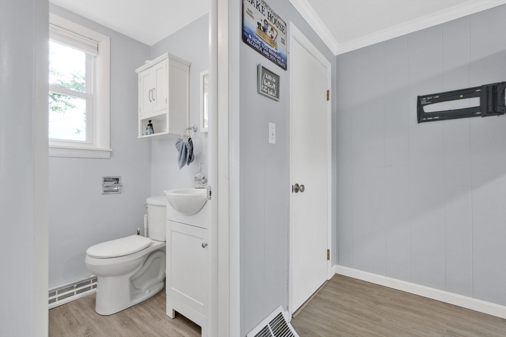 12 Forest Court Holland, MA 01521 - Photo 20 of 32