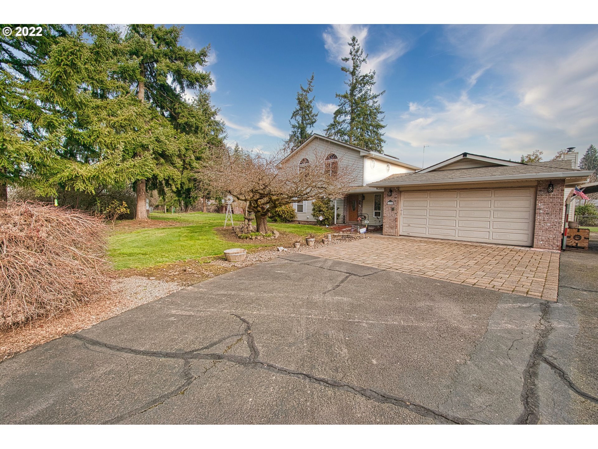 16786 Butteville Road Northeast Woodburn, OR 97071 - Photo 3 of 32 Gallery Image 3