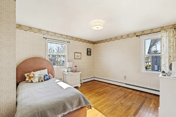 $610,000 | 3 Willow Lane, Cumberland, ME 04021