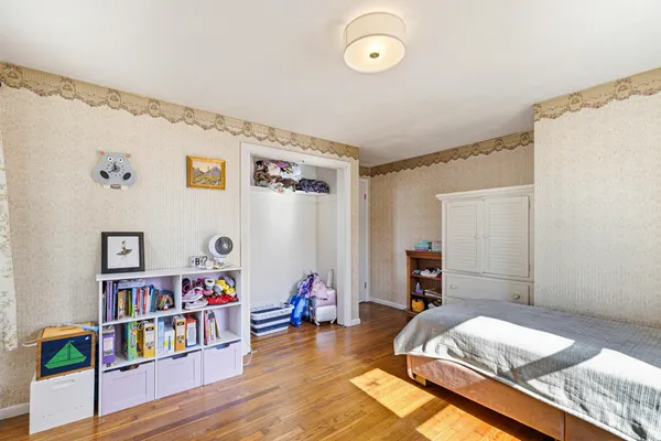 $610,000 | 3 Willow Lane, Cumberland, ME 04021