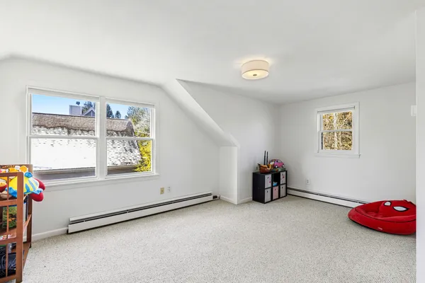 $610,000 | 3 Willow Lane, Cumberland, ME 04021