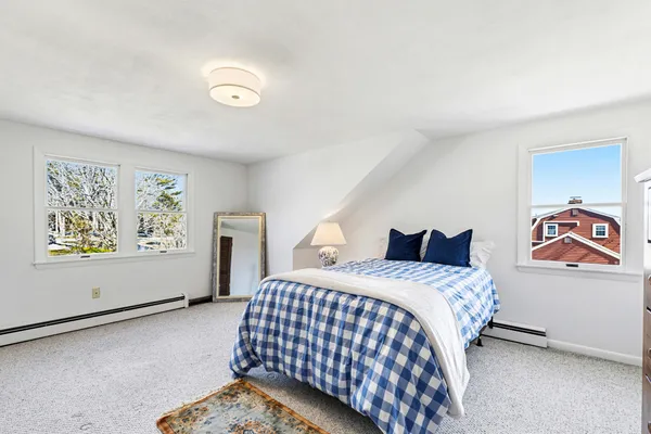 $610,000 | 3 Willow Lane, Cumberland, ME 04021