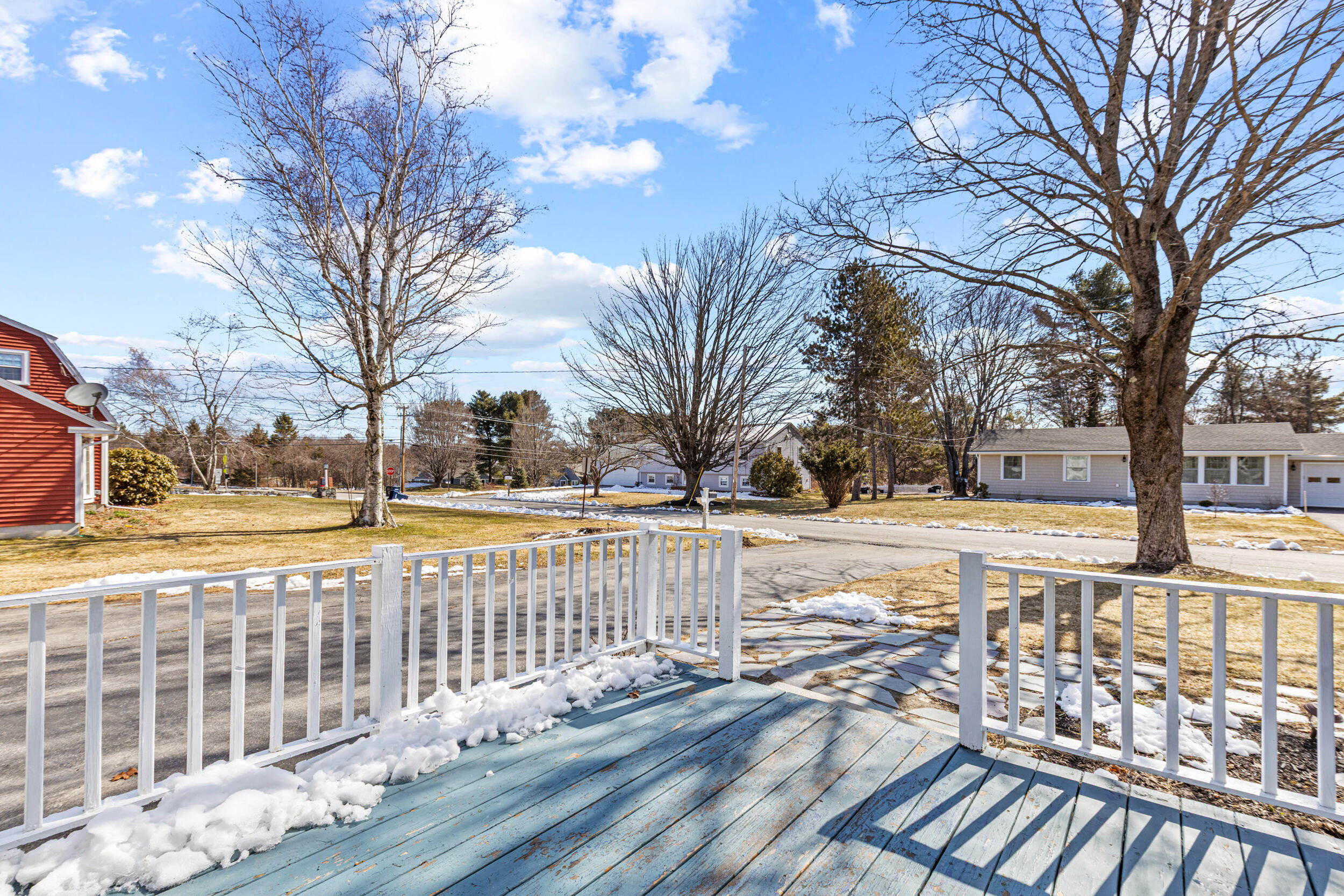 3 Willow Lane Cumberland, ME 04021 - Photo 35 of 58 Front porch