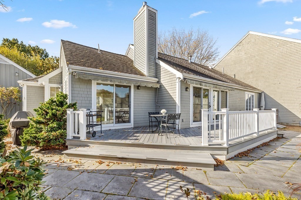 50 Floret Circle, Unit 50 Hingham, MA 02043 - Photo 21 of 28 a house view with a outdoor space