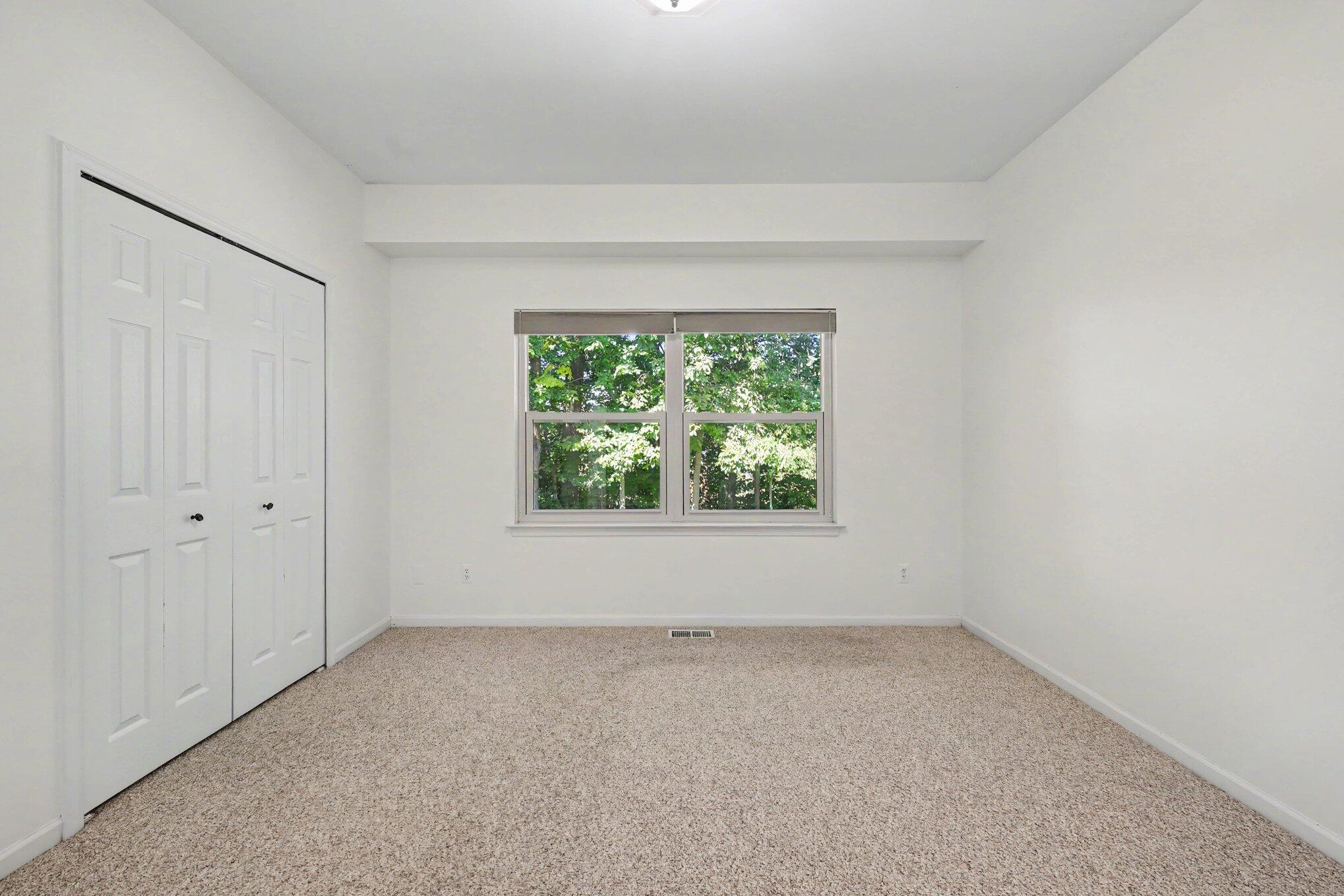 2603 Ravineside Lane South Howell, MI 48843 - Photo 37 of 53 032_file_7838