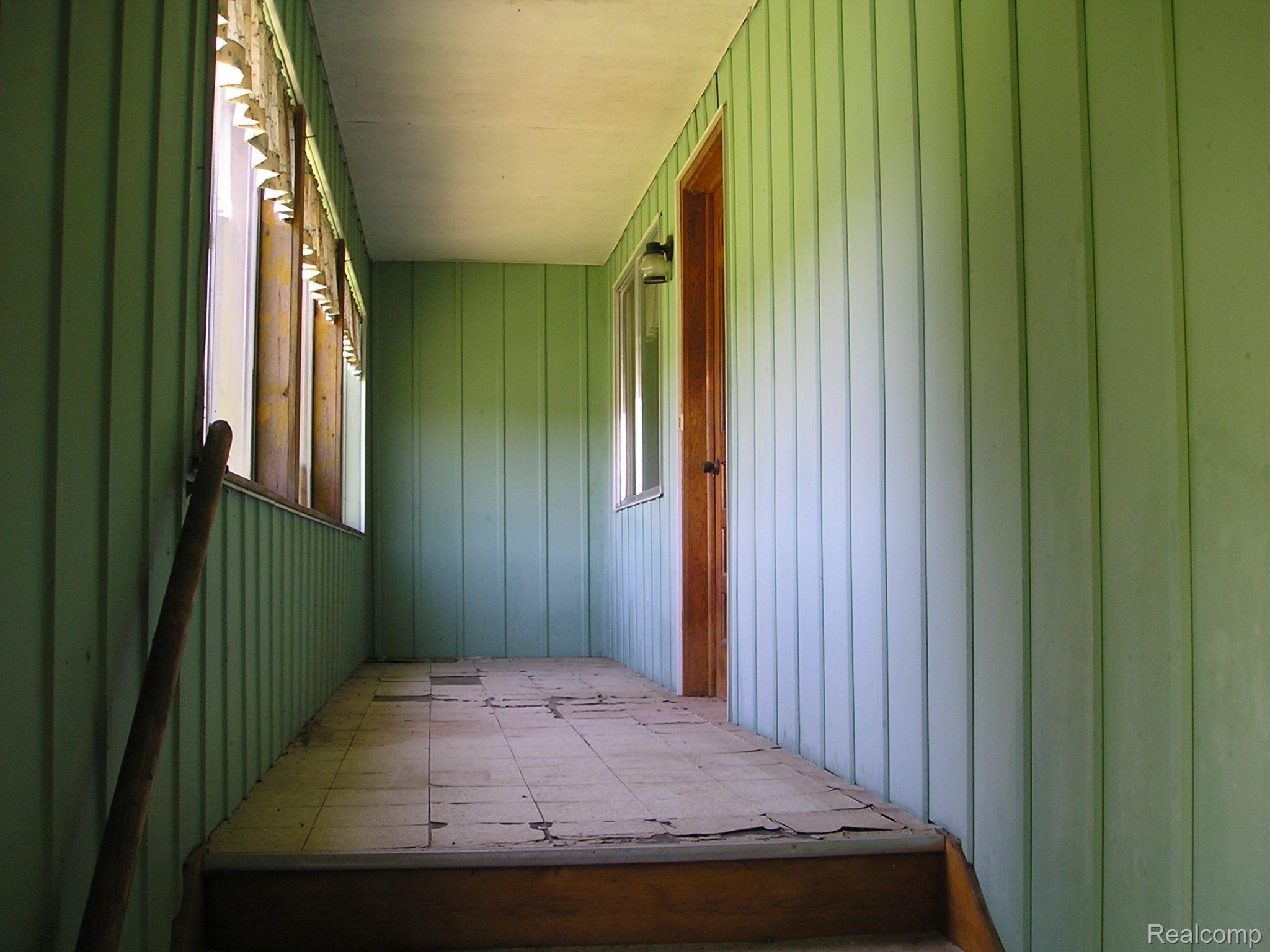 4249 East Hunters Creek Road Metamora, MI 48455 - Photo 4 of 19 This is a closed on East side