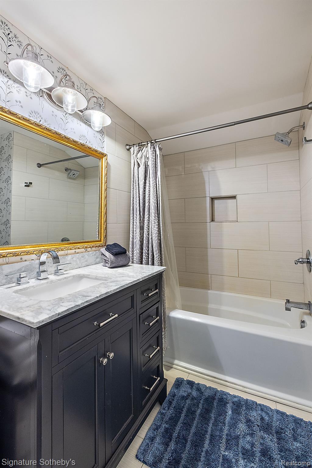 26125 Woodlore Road Franklin, MI 48025 - Photo 23 of 32 Gallery Image 23