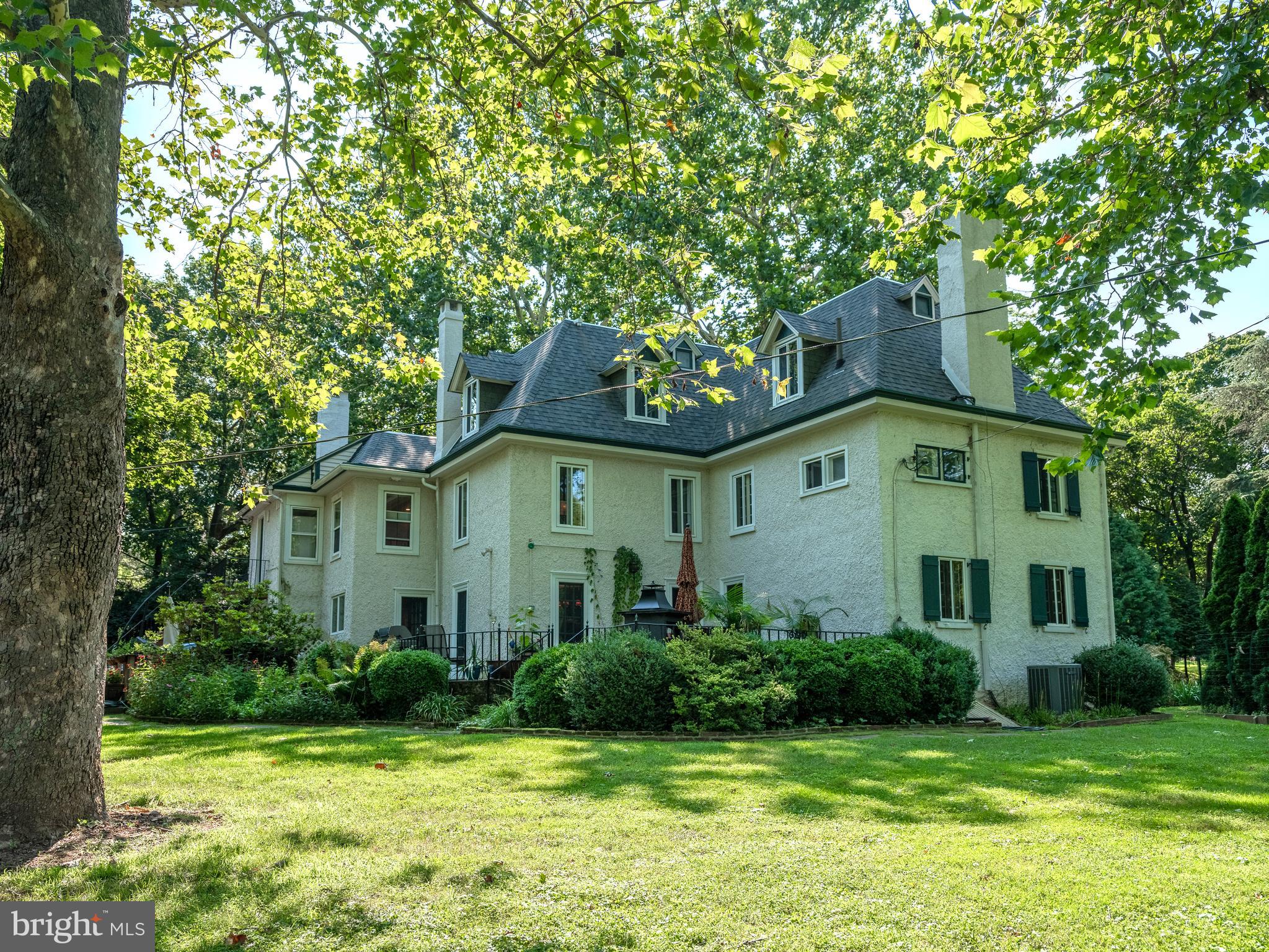2606 North Sugan Road New Hope, PA 18938 - Photo 3 of 47 Back of House