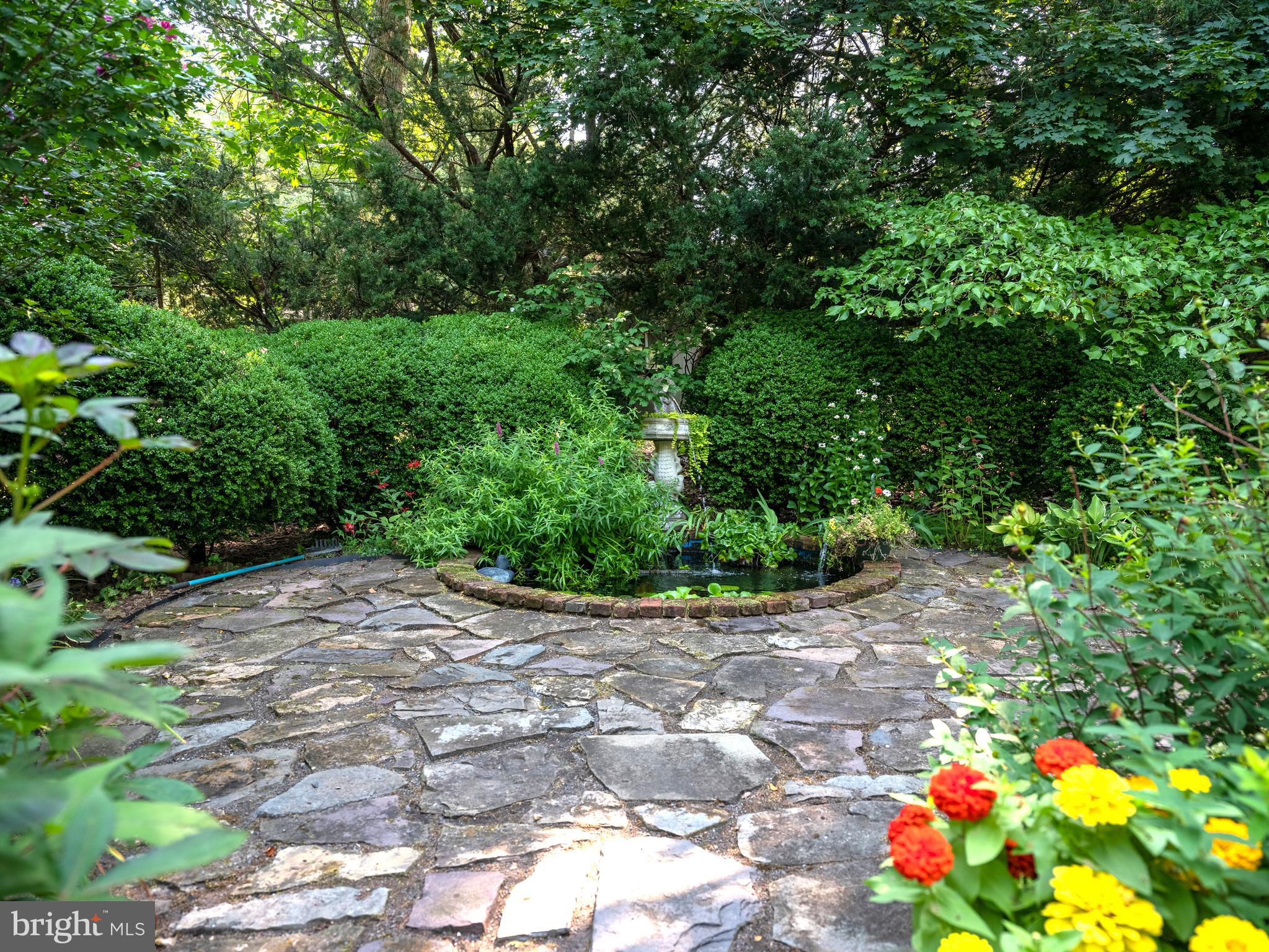 2606 North Sugan Road New Hope, PA 18938 - Photo 38 of 47 Pond