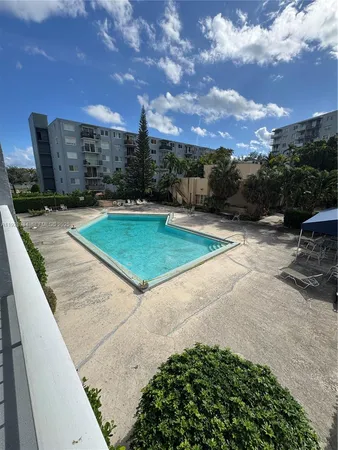 $1,450 | 1470 Northeast 125th Terrace, Unit 205, North Miami, FL 33161