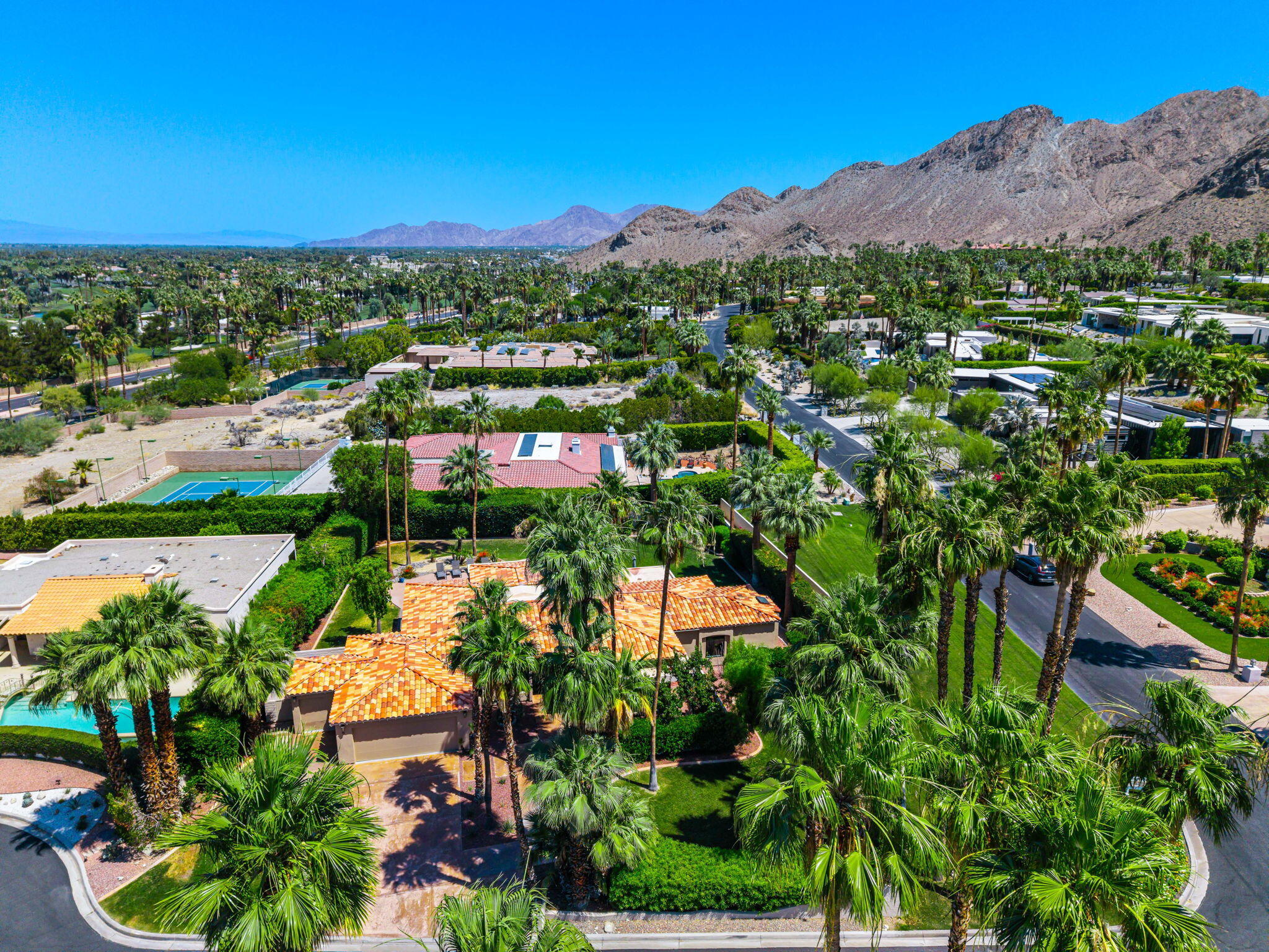 5 Terrace Place Rancho Mirage, CA 92270 - Photo 3 of 53 a view of a city