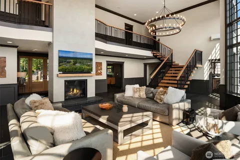 $11,250,000 | 26408 Northeast 70th Street, Redmond, WA 98053