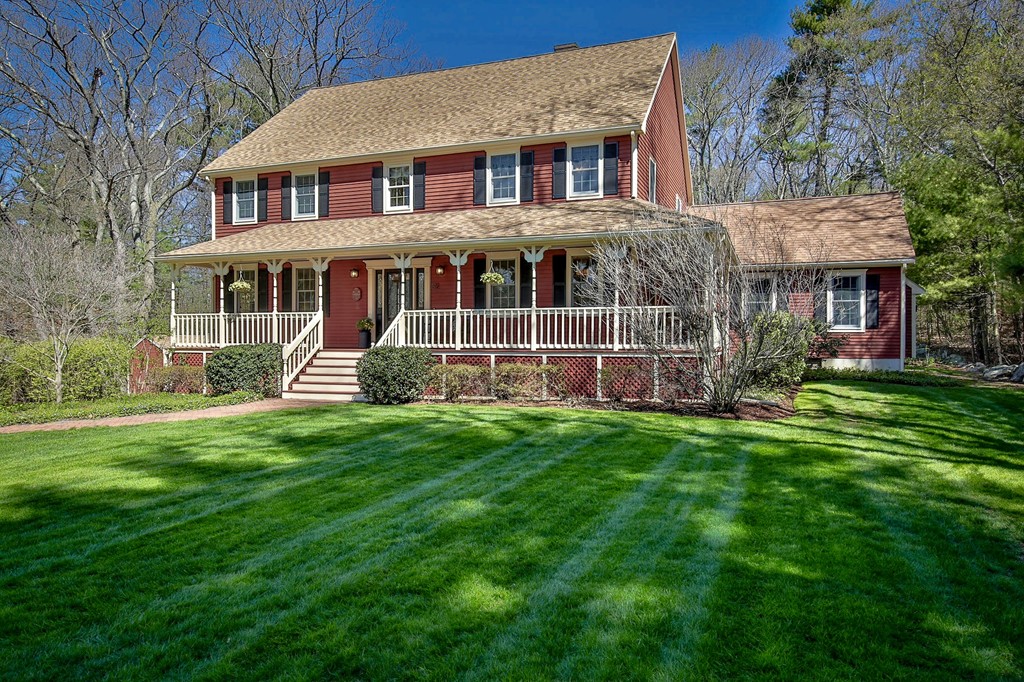 52 Swan Pond Road North Reading, MA 01864 - Photo 1 of 30 Gallery Image 1