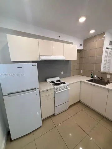 $1,475 | 542 Northwest 8th Street, Unit 12, Miami, FL 33136