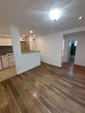 $1,475 | 542 Northwest 8th Street, Unit 12, Miami, FL 33136