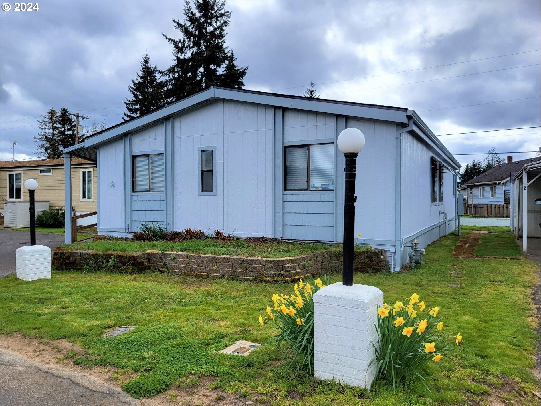 503 Southeast Sheridan Road, Unit 2 Sheridan, OR 97378 - Photo 1 of 30 Gallery Image 1