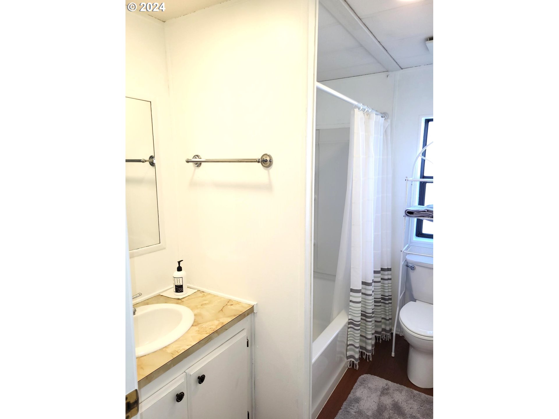 503 Southeast Sheridan Road, Unit 2 Sheridan, OR 97378 - Photo 19 of 30 Gallery Image 19