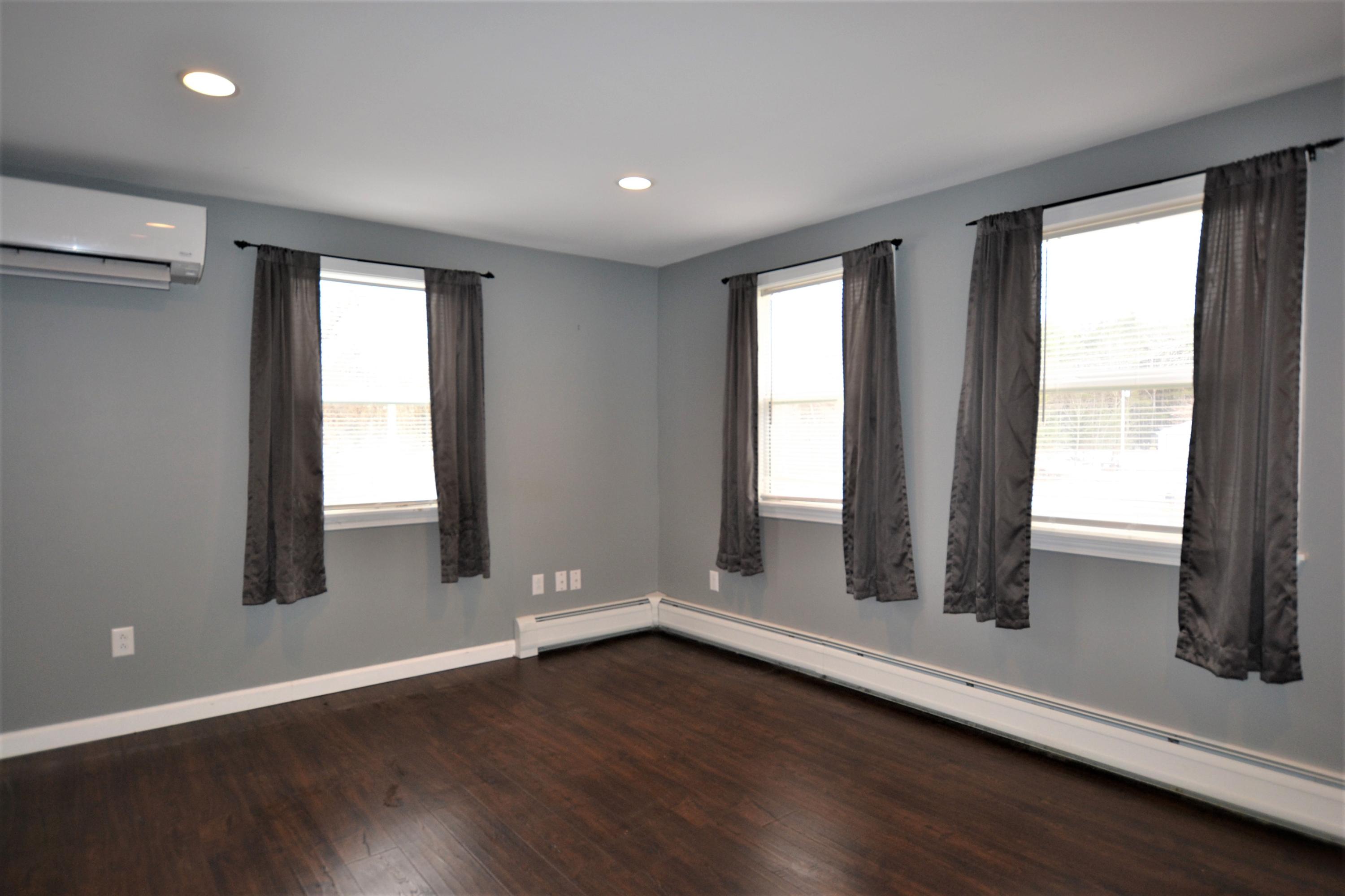 506 River Road Orrington, ME 04474 - Photo 14 of 30 Living Room