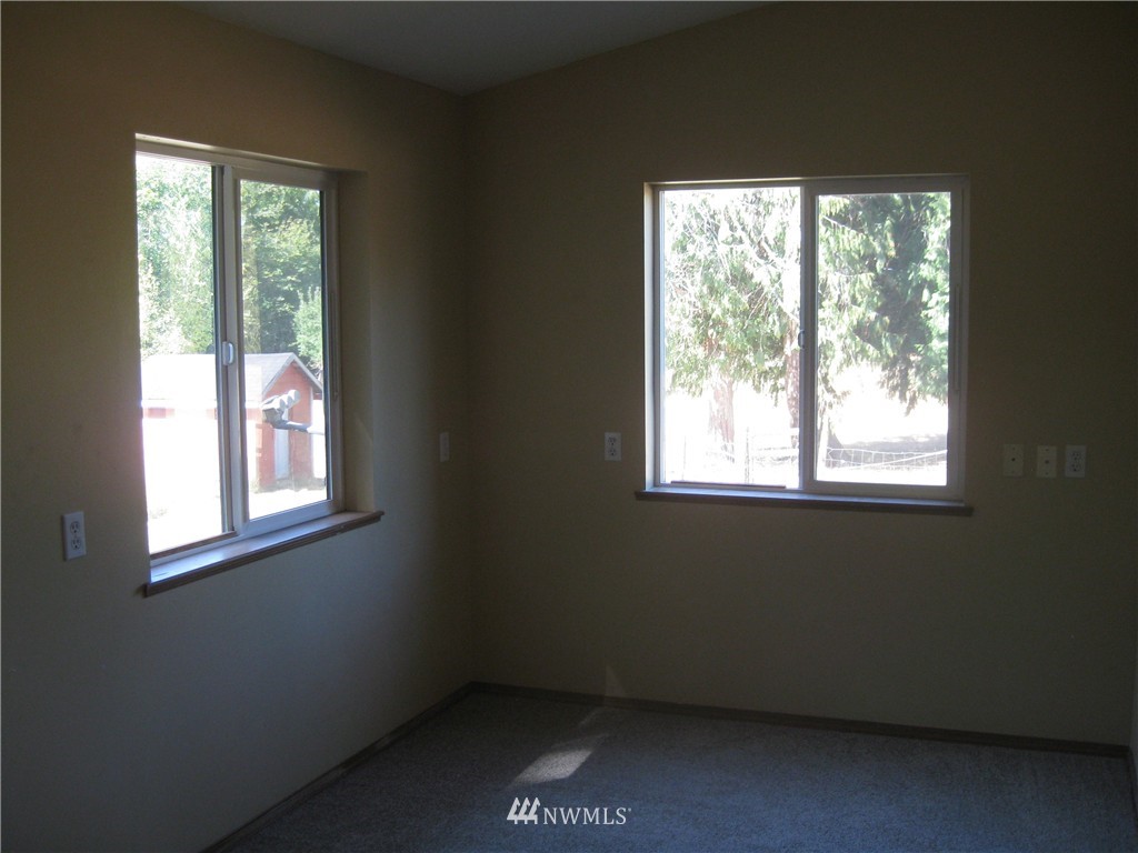 5940 Lemon Road Northeast Olympia, WA 98506 - Photo 16 of 20 Gallery Image 16