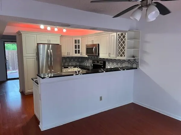 $2,975 | 1745 Coral Avenue, North Lauderdale, FL 33068