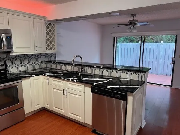 $2,975 | 1745 Coral Avenue, North Lauderdale, FL 33068