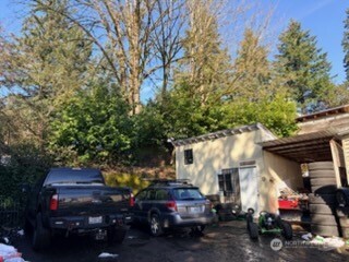 930 Valley Road Shelton, WA 98584 - Photo 2 of 16