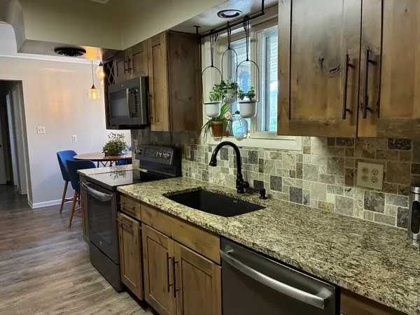 $580,000 | 2105 51st Avenue, Greeley, CO 80634